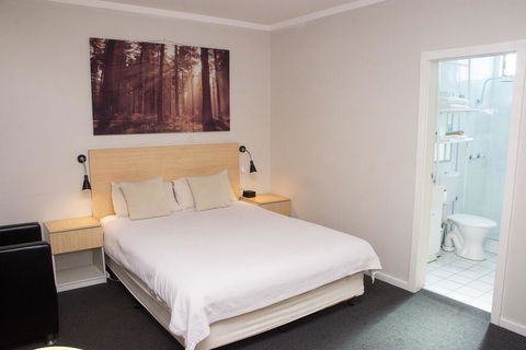 Nebula Motel - Accommodation QLD 1