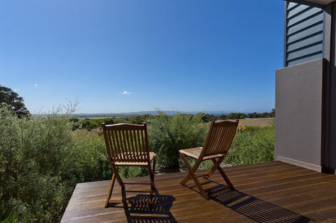 Cosy Corner Sea View Apartments - Accommodation QLD 1