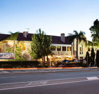 Captain Stirling Hotel - Accommodation QLD
