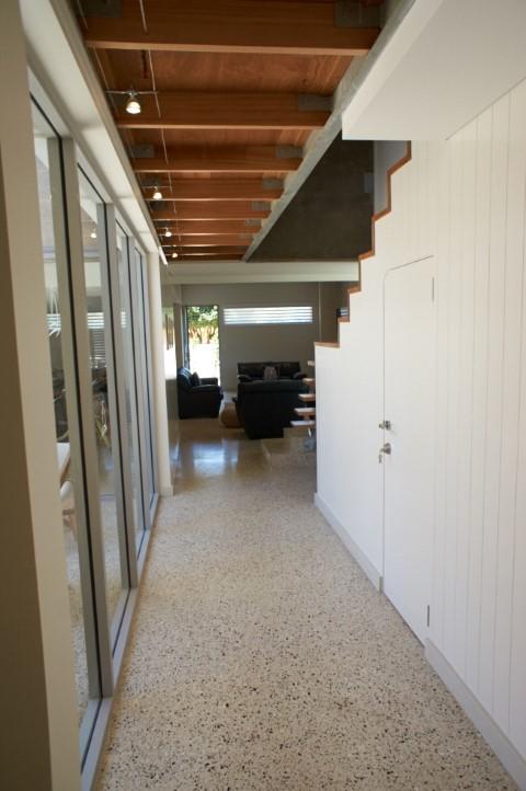 The Urban Beach House - Accommodation QLD 15