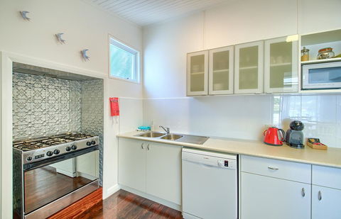 Jeffries Cottage - Accommodation QLD 14