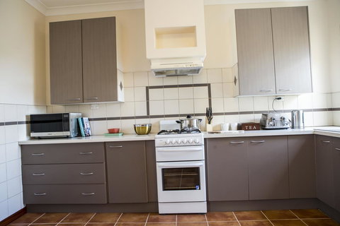 Spencer Cottage - Accommodation QLD 7