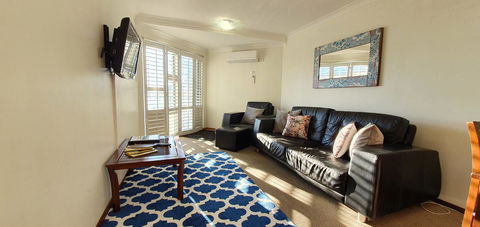 Scarborough Beach Front Resort - Shell Ten - Accommodation QLD 5