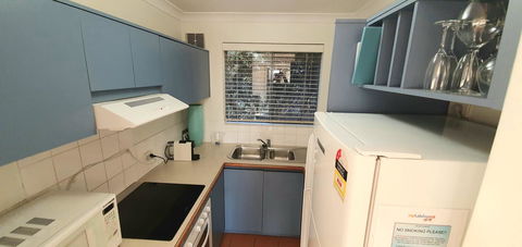 Scarborough Beach Front Resort - Shell Ten - Accommodation QLD 4