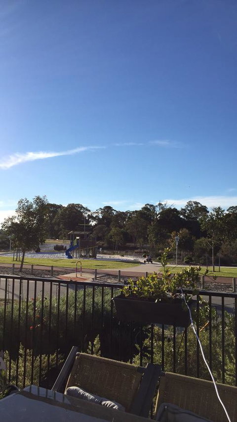 Lakeside Views - Accommodation QLD 17