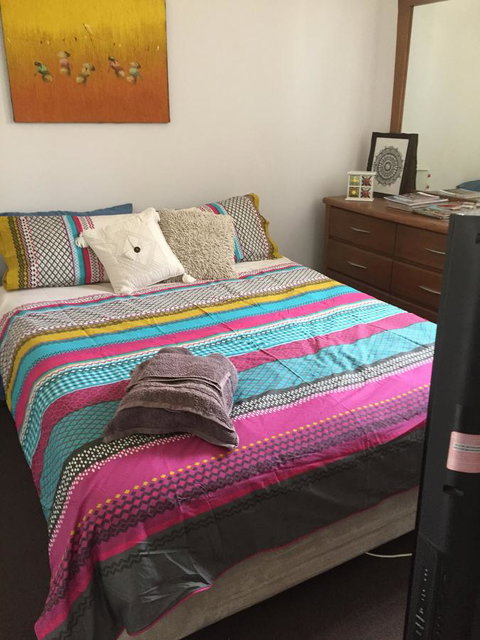 Lakeside Views - Accommodation QLD 2