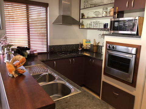 BeachHideaway@Scarborough - Accommodation QLD 23