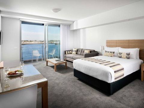 Be. Fremantle - Accommodation QLD 21