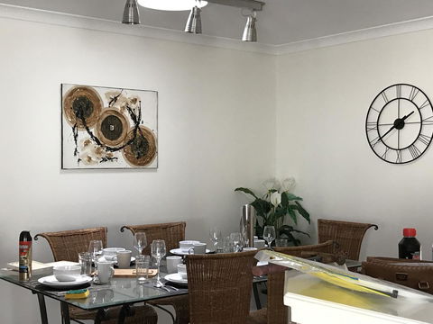 Blue Lake Family Retreat - Accommodation QLD 9