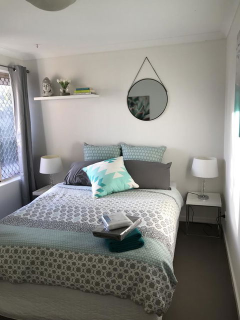 Blue Lake Family Retreat - Accommodation QLD 19