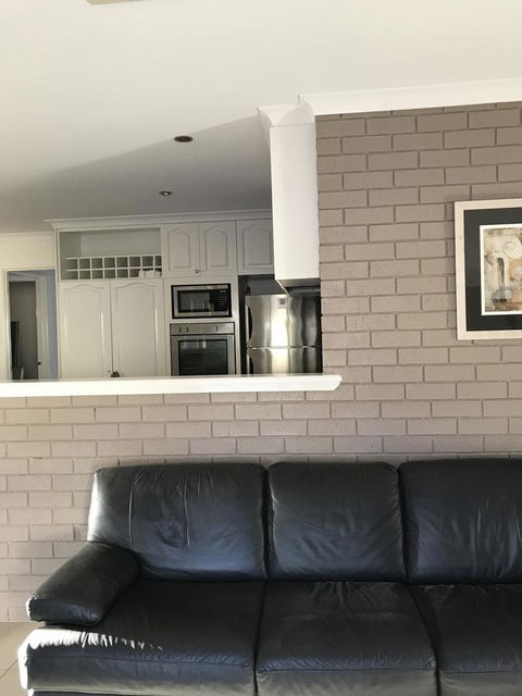 Blue Lake Family Retreat - Accommodation QLD 17