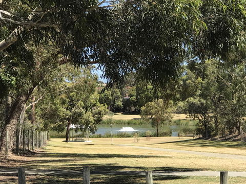 Blue Lake Family Retreat - Accommodation QLD 30
