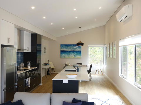 The Villa Dunsborough - Accommodation QLD 14