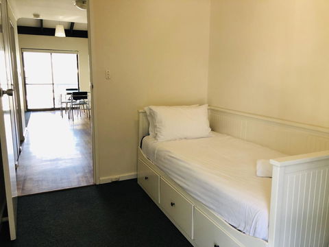 Seashore Memories - Sleeps 3 - Accommodation QLD 5