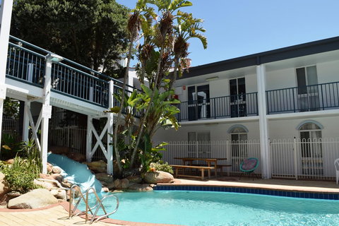 West Beach Lagoon 202 - Quiet & Ground Floor! - Accommodation QLD 16
