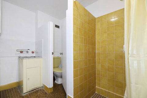 West Beach Lagoon 202 - Quiet & Ground Floor! - Accommodation QLD 13