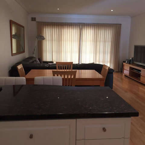 West End District Apartments - Accommodation QLD 14