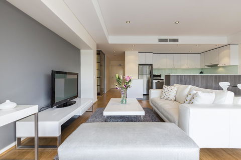 Gallery Serviced Apartments - Accommodation QLD 6