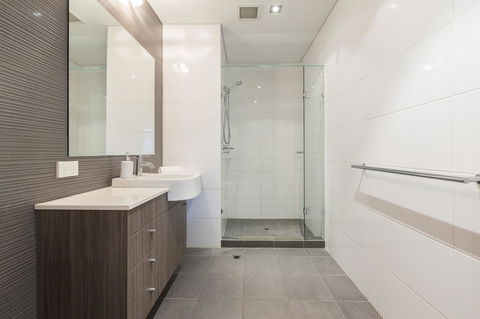 Gallery Serviced Apartments - Accommodation QLD 8
