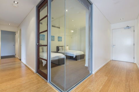 Gallery Serviced Apartments - Accommodation QLD 17