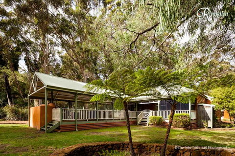 Riverglen Chalets - Accommodation QLD 35