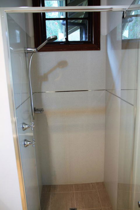 Riverglen Chalets - Accommodation QLD 11