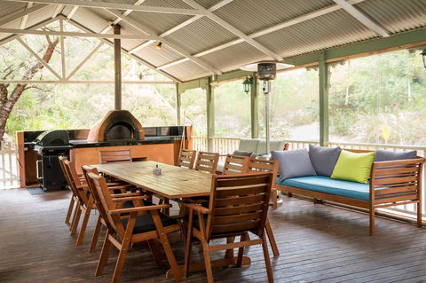 Riverglen Chalets - Accommodation QLD 4