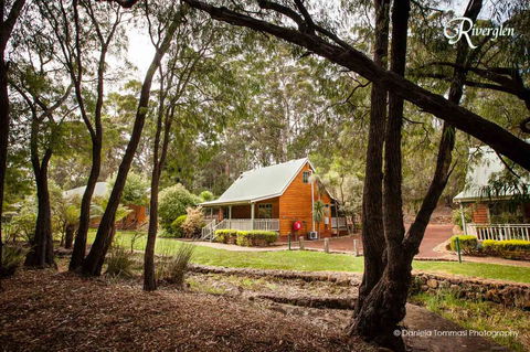 Riverglen Chalets - Accommodation QLD 26