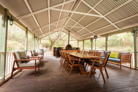 Riverglen Chalets - Accommodation QLD 21