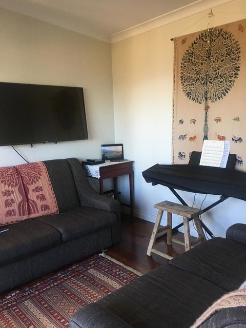 Lotti's House - Accommodation QLD 20