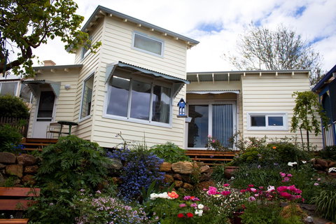 Lotti's House - Accommodation QLD 17