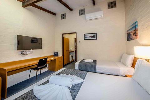 Nightcap At Wintersun Hotel - Accommodation QLD 7