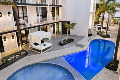 Tradewinds Hotel And Suites Fremantle - Accommodation QLD 4