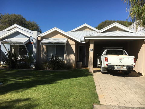 Geographe Bay Apartment - Accommodation QLD 11