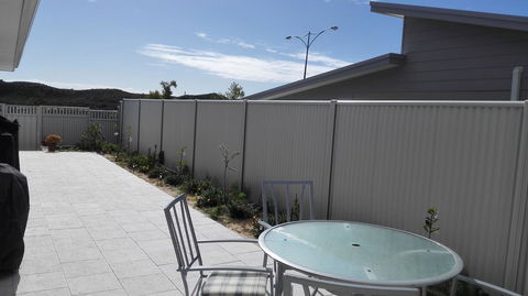 Alkimos Beach Cottage - Accommodation QLD 8