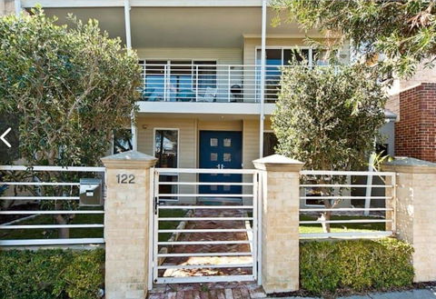 Fremantle Local Beach Studio - Accommodation QLD 1
