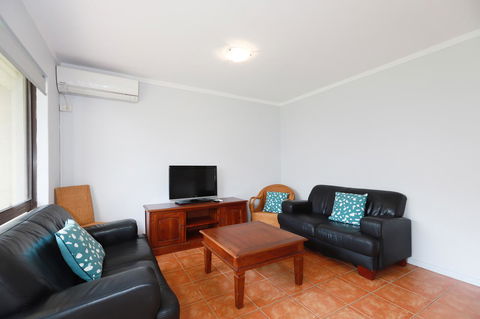 West Beach Lagoon 204 â€“ Ground Floor - Accommodation QLD 8