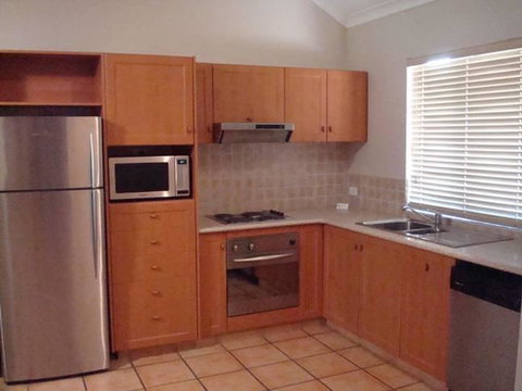 Presidential Bungalow - Accommodation QLD 6
