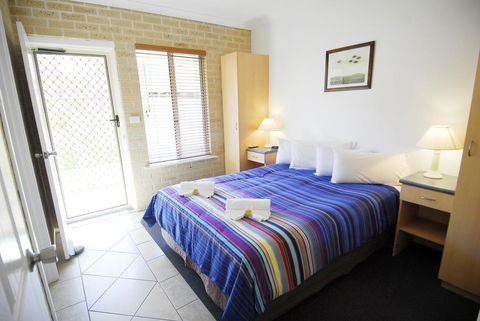 Esperance Central Accommodation - Accommodation QLD 41