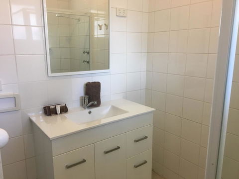 Esperance Central Accommodation - Accommodation QLD 10