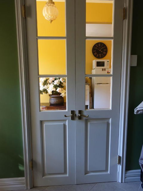 The Blacksmiths Cottage - Accommodation QLD 18