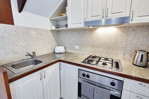 Fremantle Townhouse Unit 6 - Accommodation QLD 4