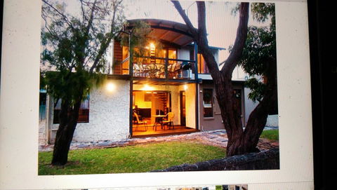 Dunsborough Luxury Villa - Accommodation QLD 0