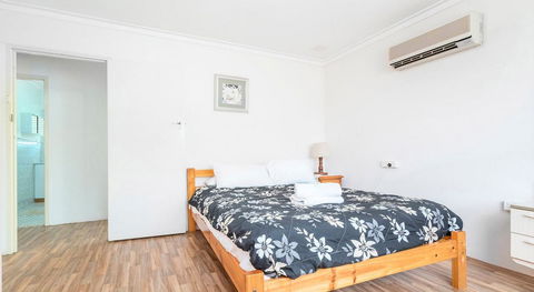 The Bluff Point - Accommodation QLD 6