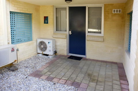 Oceanside 8 - Accommodation QLD 19