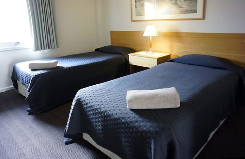 Oceanside 8 - Accommodation QLD 10