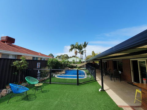 The Entertainer - Accommodation QLD 3