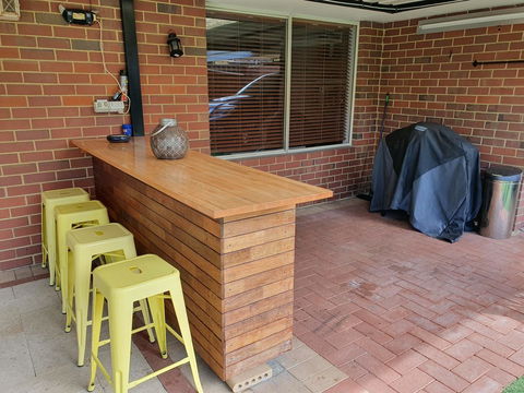 The Entertainer - Accommodation QLD 1