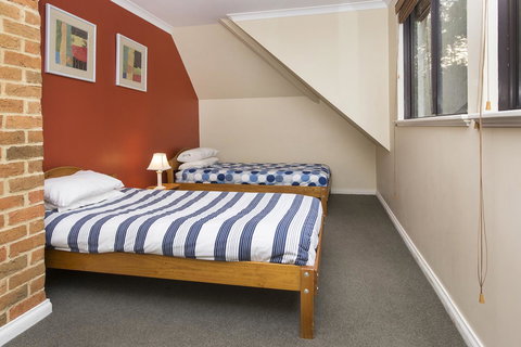 A Hidden Bush Delight - Accommodation QLD 25