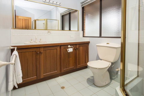 A Hidden Bush Delight - Accommodation QLD 27